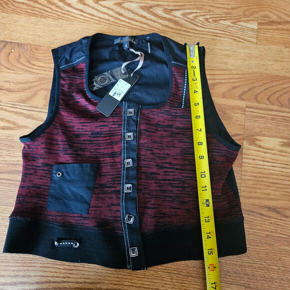 Red and Black Tank Top Jane And John Size Small - Picture 7 of 7